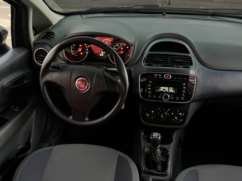 Fiat Punto 1.4 ATTRACTIVE 8V FLEX 4P MANUAL