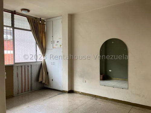Apartamento En Venta En Chacao    #24-3112