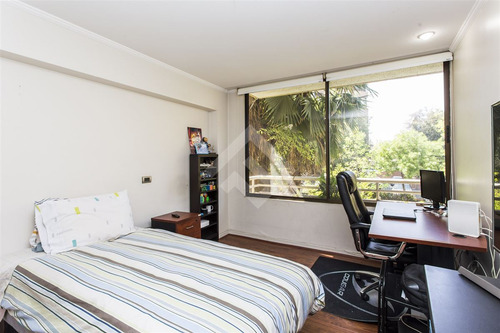 Departamento En Venta De 4 Dorm. En Las Condes