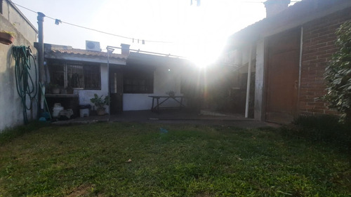 Hermosa Casa Con Renta Ideal Inversión