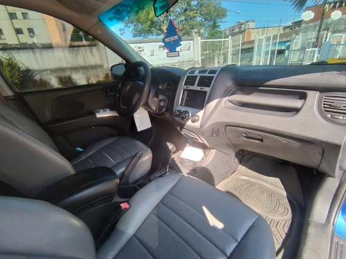 Imagen 8 de 12 de Kia Sportage 4x4