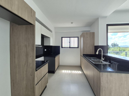 Apartamento Nuevo Con Terraza Privada En Venta En Viejo Arroyo Hondo, Santo Domingo, 3 Habitaciones