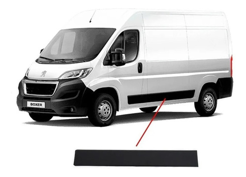 Moldura Plástica Lateral Izquierda Peugeot Boxer 09-15