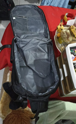 Mochila De Viaje Equipaje Aprobada Para Vuelos Mujeres Y Hombres Avión Múltiples Bolsillos Para Computadora Y Zapatos Ideal Para Negocios Negro Liso