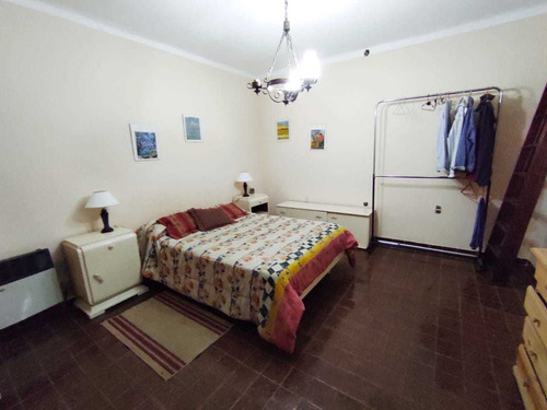 Casa Quinta En Venta, Arturo Segui, Villa Elisa, La Plata Con Lote Libre Y Piscina