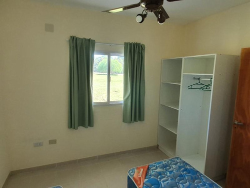 Imagen 18 de 30 de Casa De 3 Dormitorios A Estrenar, 2 Baños, Amplio Terreno De 1.040 En Barrio Las Tipas