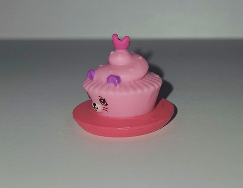 Mini Figura Shopkins Royale Cupcake (Usado)