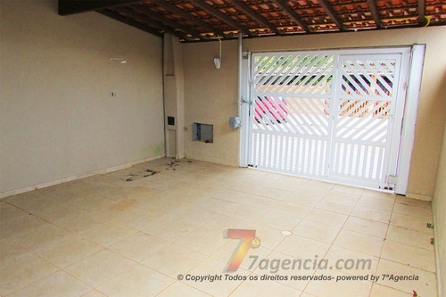 Imagem 8 de 24 de Casa Em Itanhaem Local Residencial 2dorms 1suite Espaço P/ Piscina Nos Fundos Churrasqueira Ch21