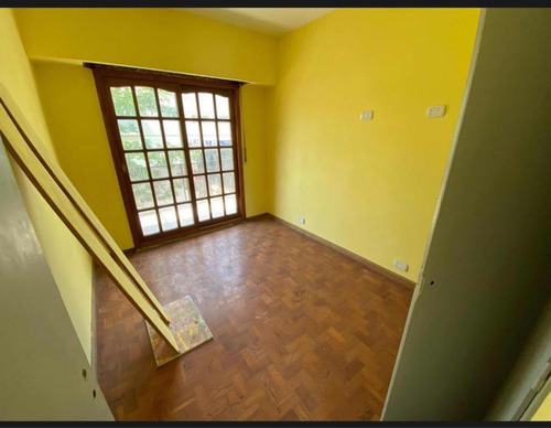 Vendo Casa De 6 Amb Con Pileta En El Centro De Moreno