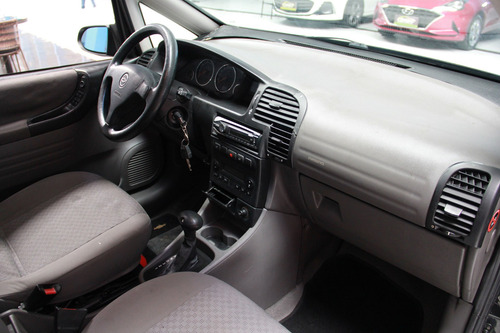 Imagem 11 de 12 de Chevrolet Zafira 2.0 Mpfi Expression 8v Flex 4p Automático