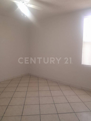 -se Vende Casa En Col. Tierra Nueva En Cd. Cuauhtemoc, Chih