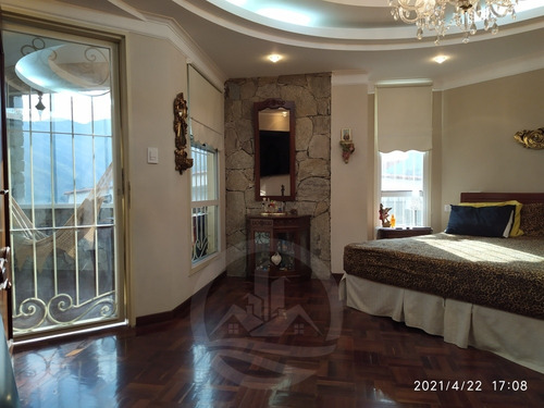 Imagen 8 de 14 de Ap Se Vende Bella Casa En La Urb El Castaño