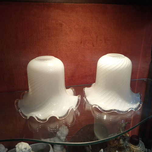 Par Tulipas Cristal De Murano X2 Pantallas Velador Lamparas Blanco Murano Blanco Espiralado (Usado)