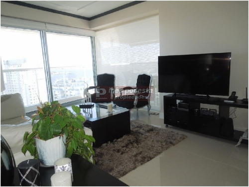 Apartamento En Venta, Mansa, Punta Del Este, 3 Dormitorios.- Ref: 7376