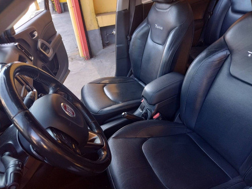 Imagem 8 de 15 de Fiat Toro 1.8 16v Evo Flex Freedom At6