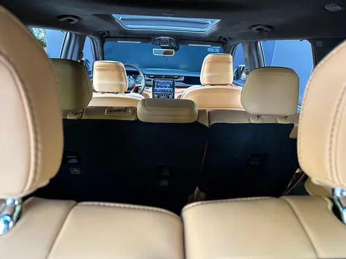 Jeep Grand Cherokee 5.7 V8 L Summit 4x4 At