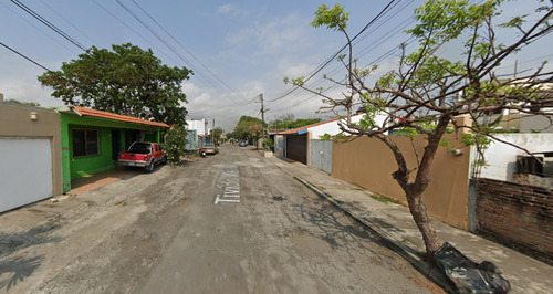 Casa En Venta En Fernando Lopez Arias-ver