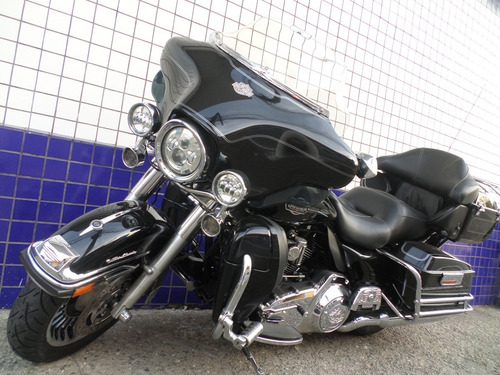 Imagem 10 de 15 de Harley Davidson
