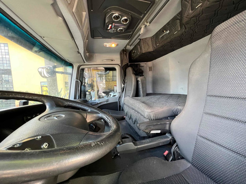 Imagem 10 de 13 de Mercedes Benz 2546 Com Ar Condicionado