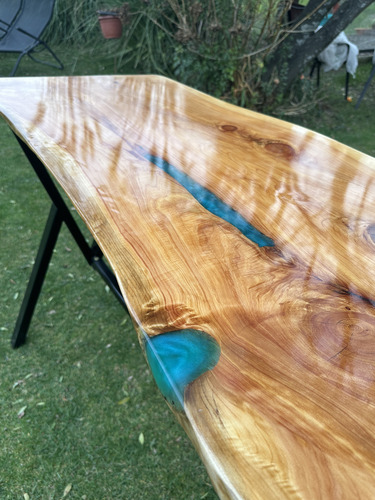 Mesa De Comedor Madera Ciprés Y Aplicacion De Resina Epóxica