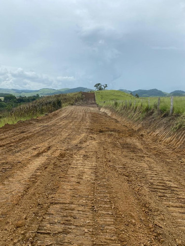 Imagem 4 de 8 de 06´ Terrenos Em Jacareí