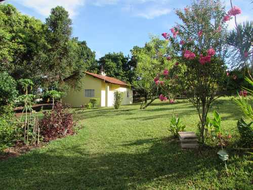 Chácara Com 3 Casas Na Cidade De São Pedro/sp. Bairro Alpes Das Águas