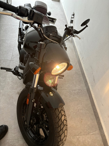 Indian Scout Bobber 1200cc Abs Vivid Black