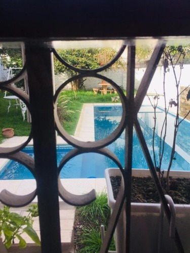 Imagen 10 de 14 de Casa Ph En Alquiler En Villa Luzuriaga