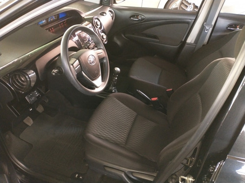 Imagem 11 de 13 de Toyota Etios Sedan 1.5 X Flex 4p Manual