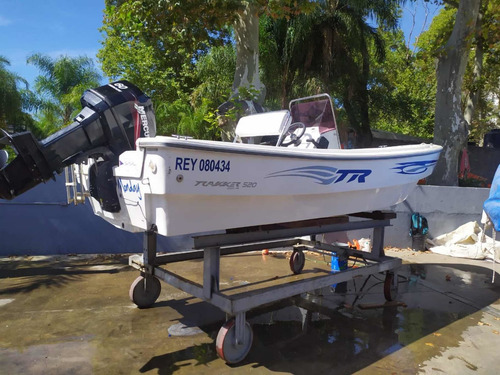 Lancha Tracker Trakker 520