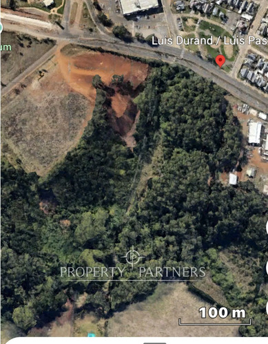 Gran Terreno Con Excelente Ubicación En Av. Luis D...
