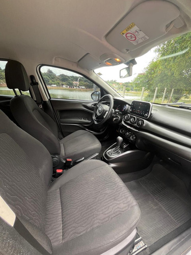 Fiat Cronos 1.3 Drive Flex Aut. 4P