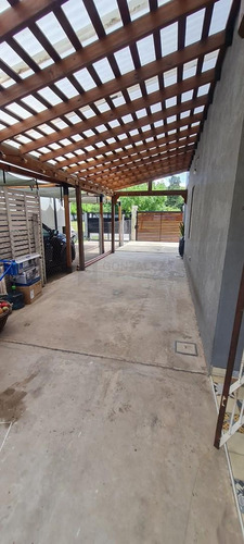 Casa Chalet En Venta En Las Nazarenas, Pilar, G.b.a. Zona Norte