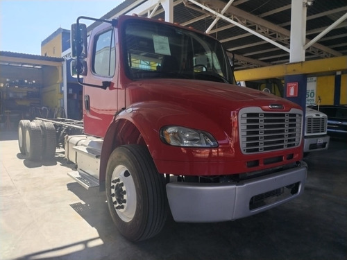 Freightliner Torton 2016 Chasis Cabina Cummins Rojo