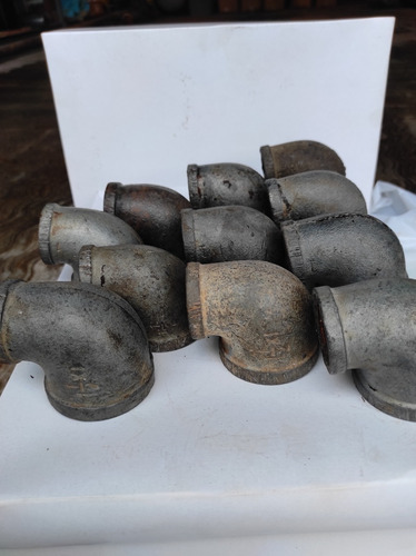 Codo Reducido Galvanizado Reforzado 90 Grados 1-½ X1 PuLG (Usado)