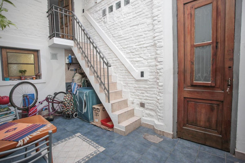 Imagen 4 de 27 de Venta- P.h De 3 Ambientes Con Habitación Auxiliar En Planta Baja - Caballito