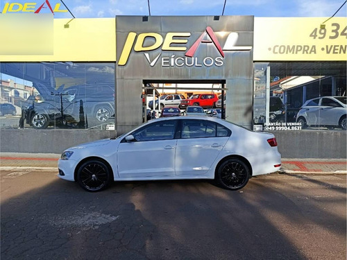 Imagem 3 de 15 de Volkswagen Jetta 2.0