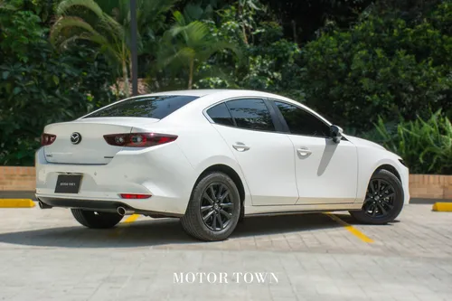 Mazda 3 2.0 Touring At Hibrido Ligero - Mhev