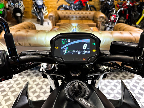 Kawasaki Z 650 (z650) *olivos* *impecable*