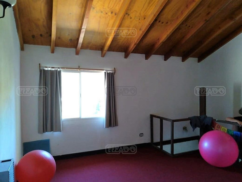 Imagen 24 de 26 de Casa + 2 Departamos En Venta Ubicado En Jardín Botánico, Bariloche, Patagonia
