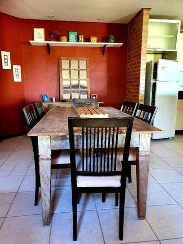 Imagem 6 de 26 de Casa À Venda Em Ponta Das Canas, Florianópolis. Cercada Pela Natureza Com Vista Privilegiada Para O Mar , 315 M², 2 Dormitórios, 1 Suíte E 4 Vagas. - Ca0555