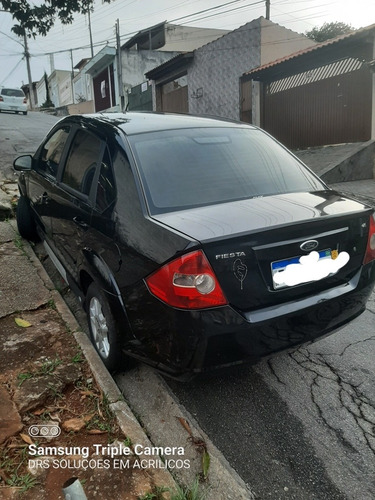 Imagem 4 de 14 de Ford Fiesta Sedan 2010 1.6 Pulse Flex 4p