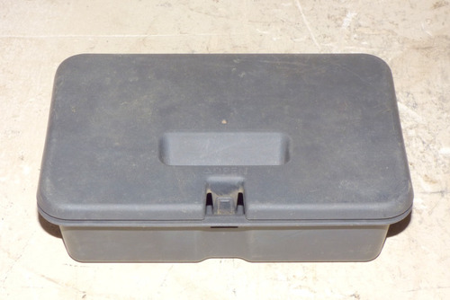 Caja De Almacenamiento Suzuki Baleno Del Año 1996 Al 2002