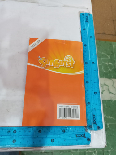 Sunburst 1 Secondary Readers Book Pearson (Usado)