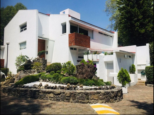 Imagen 1 de 26 de Casa En Venta En El Fraccionamiento Las Tórtolas, Tepepan