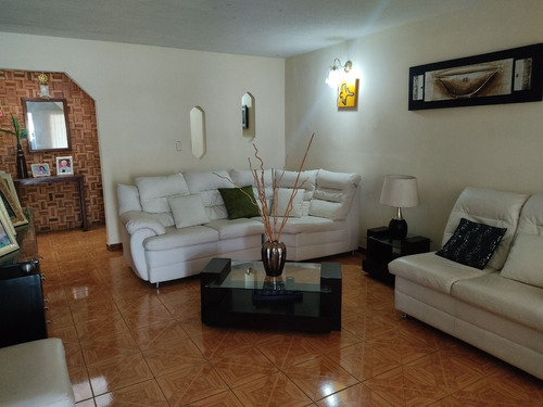 Imagen 3 de 8 de Bella Casa En Urb. Lomas De La Esmeralda San Diego Inc-056