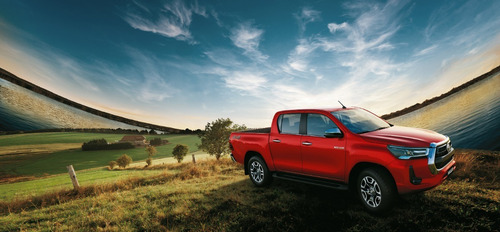 Imagen 11 de 15 de Hilux 4x4 D/c Srv 2.8 Tdi 6 M/t Marzo 2023