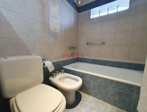 Venta Casa 5 Amb Barrio Parque Bernal Apto Credito