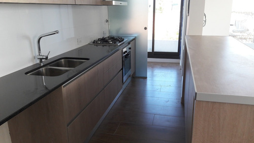 Imagen 4 de 30 de Departamento De 4 Ambientes - Vista Al Mar Roca 100