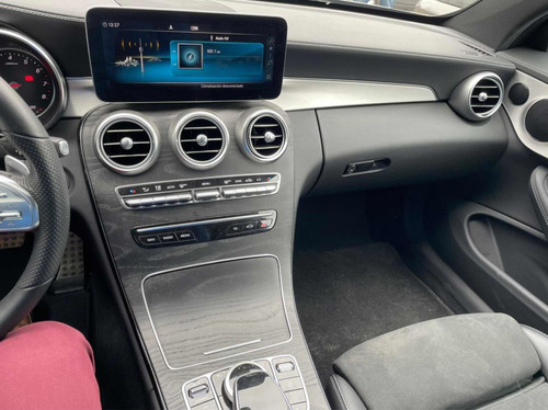 Imagen 10 de 15 de Mercedes C300 Coupe